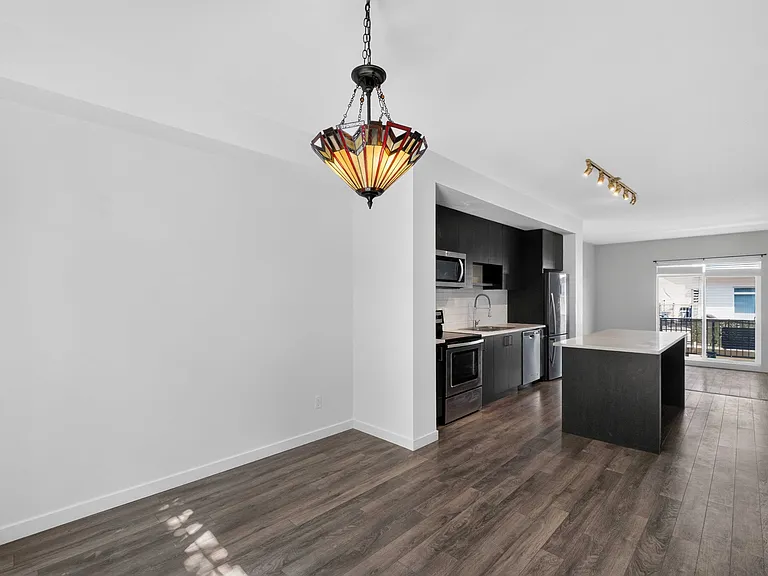 8130 136a St #D269 — Photo 2