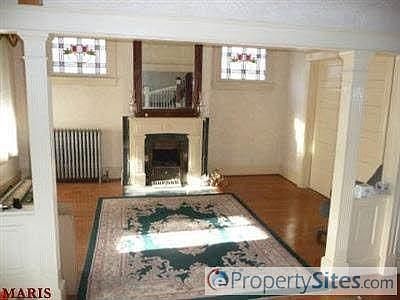 5th image of 1421 McCausland Ave