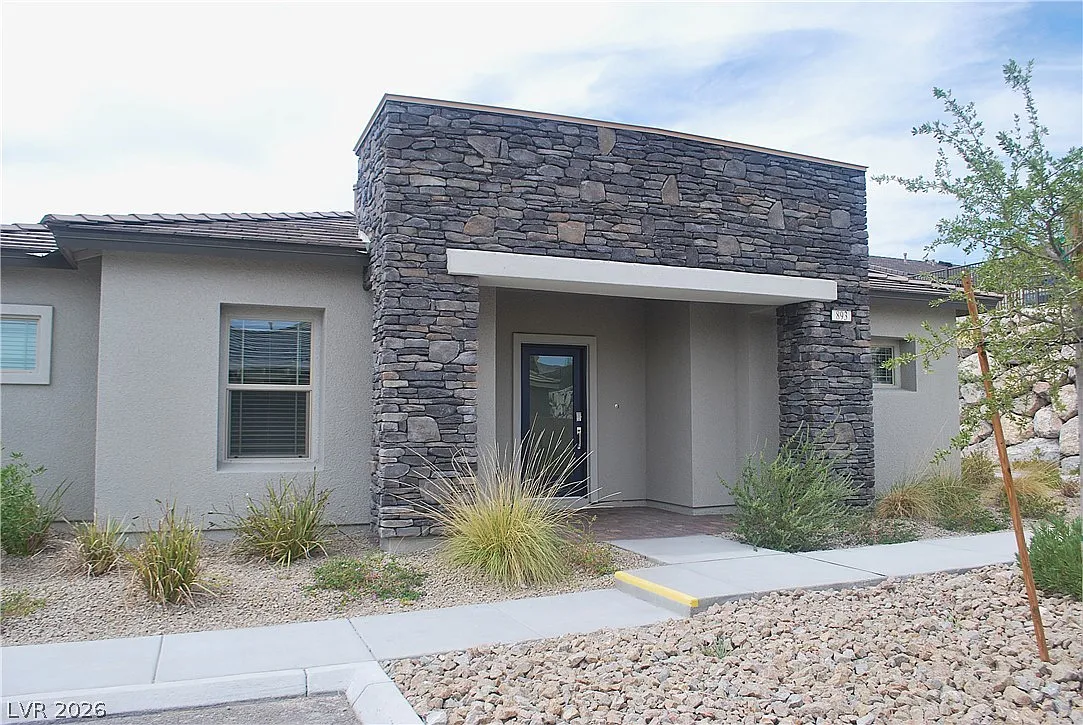 2 bed, 2.0 bath, 1237 sqft, $2,551 — Photo 1