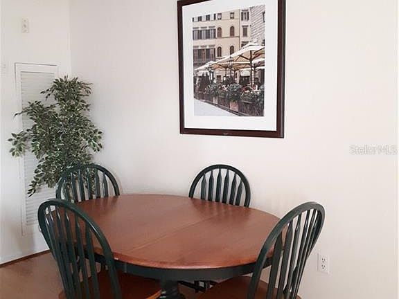 5th image of 5875 21st St N APT 12