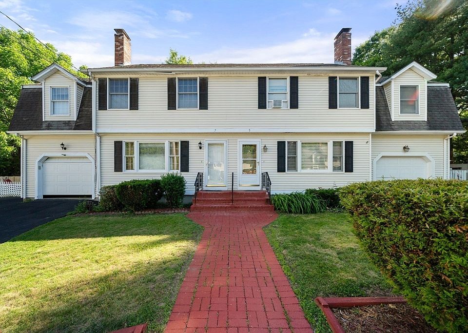 1st image of 7 Ivy Cir Unit 7