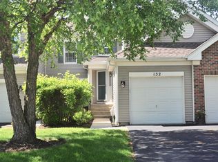 132 N Cathy Ln #132, Mount Prospect, IL 60056