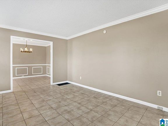 5th image of 4671 Wooddale Ln