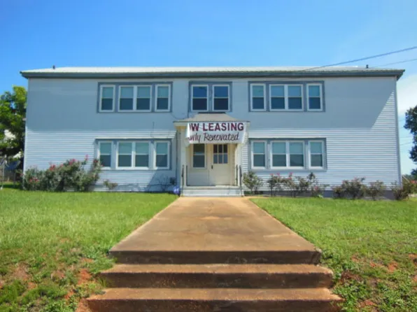 610 Elm St APT 4, Troy, AL 36081