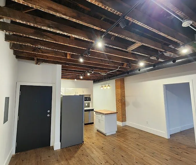9 Manitoba St #2 — Photo 10