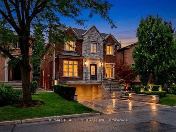462 Fairlawn Ave, Toronto, ON M5M 1V1