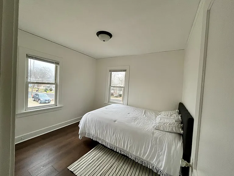 1319 E Lake Ave — Photo 11