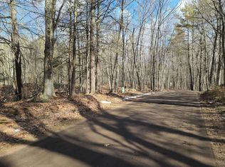 19 Marsh Brook Ln, Cape Neddick, ME 03902