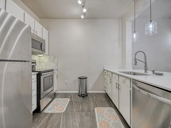 2200 Classen Blvd APT 11133, Norman, OK 73071