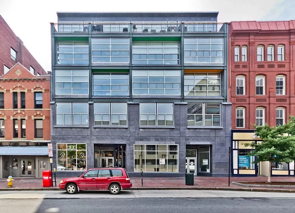 15 Brown St — Photo 1
