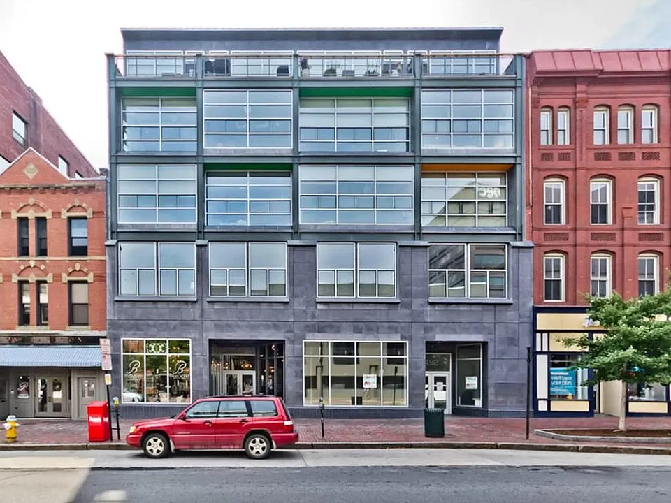 15 Brown St #203
