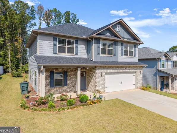 245 Magnolia Villas Dr, Cornelia, GA 30531