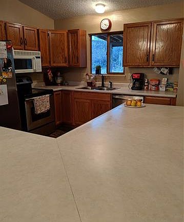 3rd image of 6565 Alberta Dr
