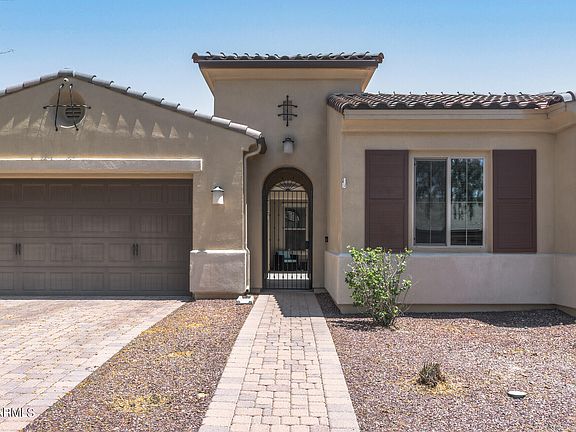 2nd image of 2597 N Acacia Way