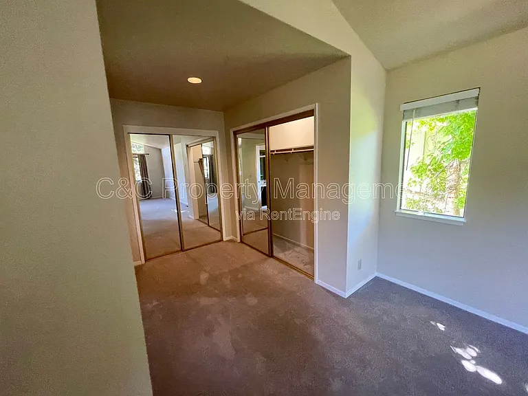 1339 David Ave — Photo 18