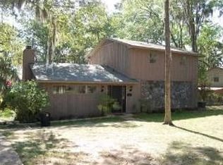 323 Evangeline Dr, Elm Grove, LA 71051
