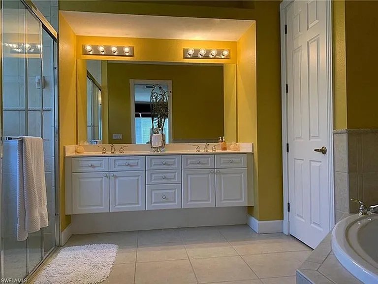 14780 Glen Eden Dr — Photo 22
