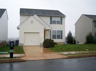 106 Mayfield Dr, Coatesville, PA 19320