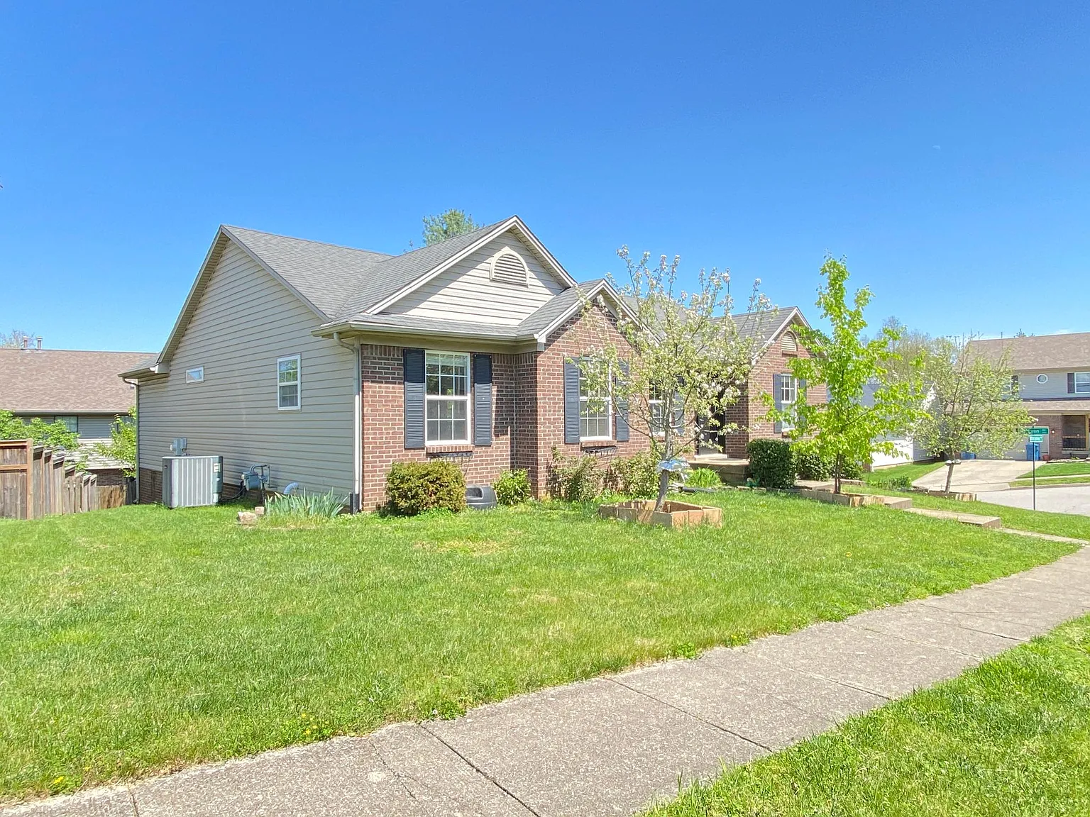 4001 Palmetto Springs Way — Photo 1