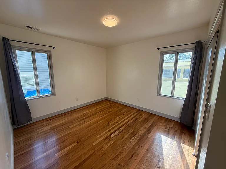 133 Marnell Ave — Photo 9
