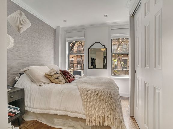3rd image of 307 Mott St #3BB