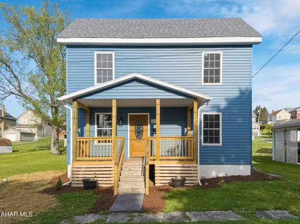 507 Farren St, Portage, PA 15946