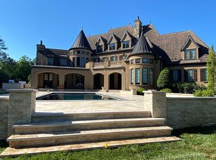 8400 Glendevon Ct, Waxhaw, NC 28173