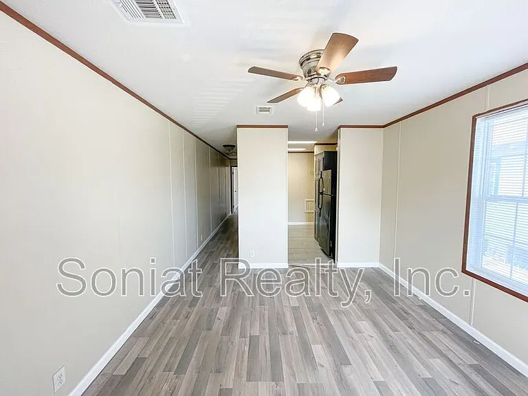 2531 N Miro St — Photo 6