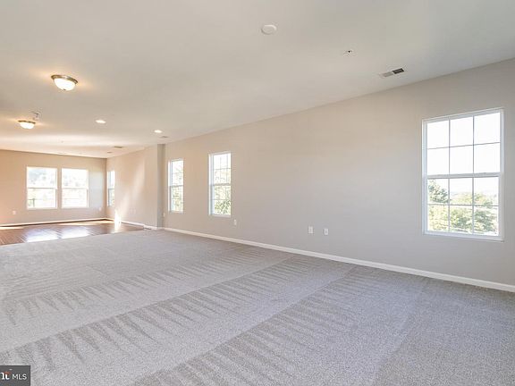 5th image of 16856 Porters Inn Dr #50