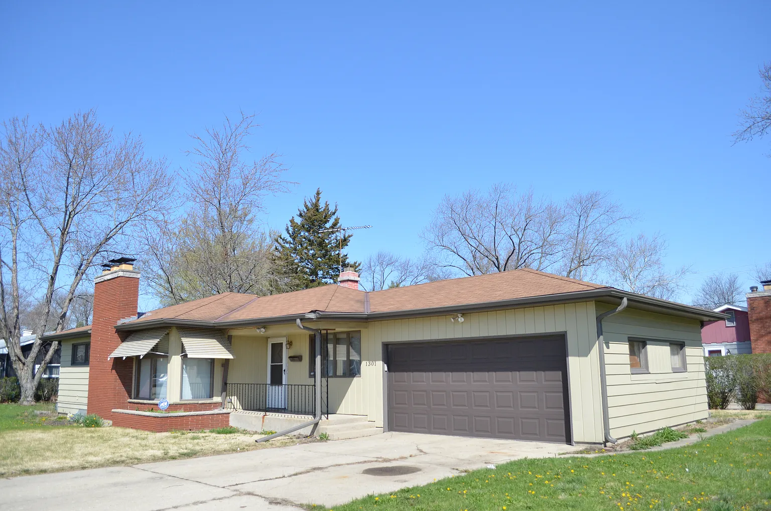 1301 Plum St photo 1