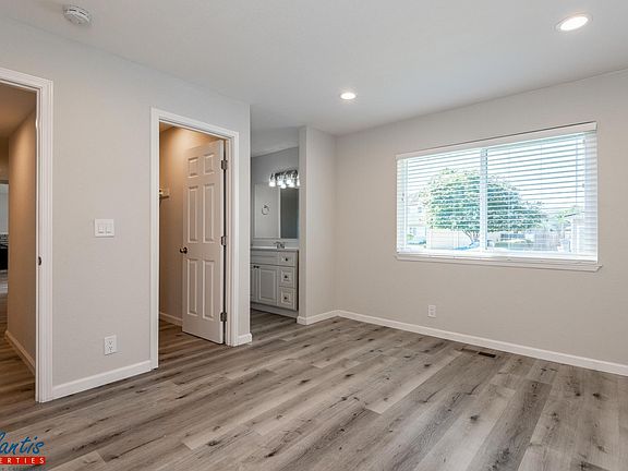 4th image of 683 Chemeketa Dr APT A