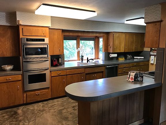kitchen, custom ash cabinets