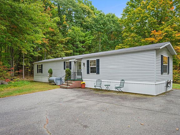 2nd image of 261 Mast Hill Road