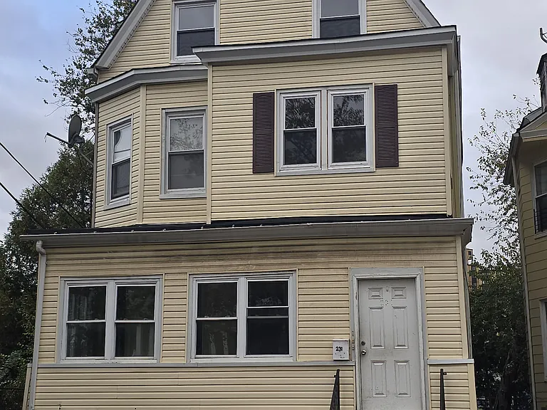 231 N Clinton St #3A — Photo 11