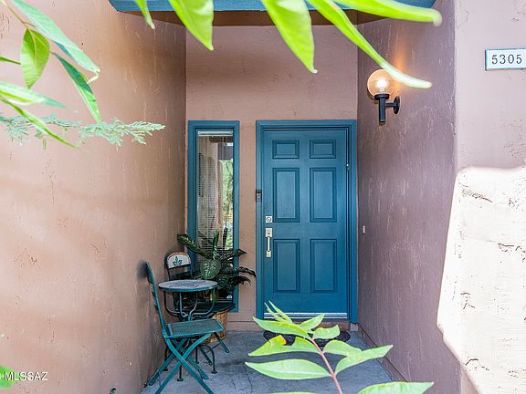 5th image of 5305 N Calle Del Rocio