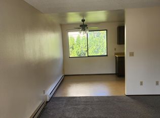 8621 N Edison St APT 10, Portland, OR 97203