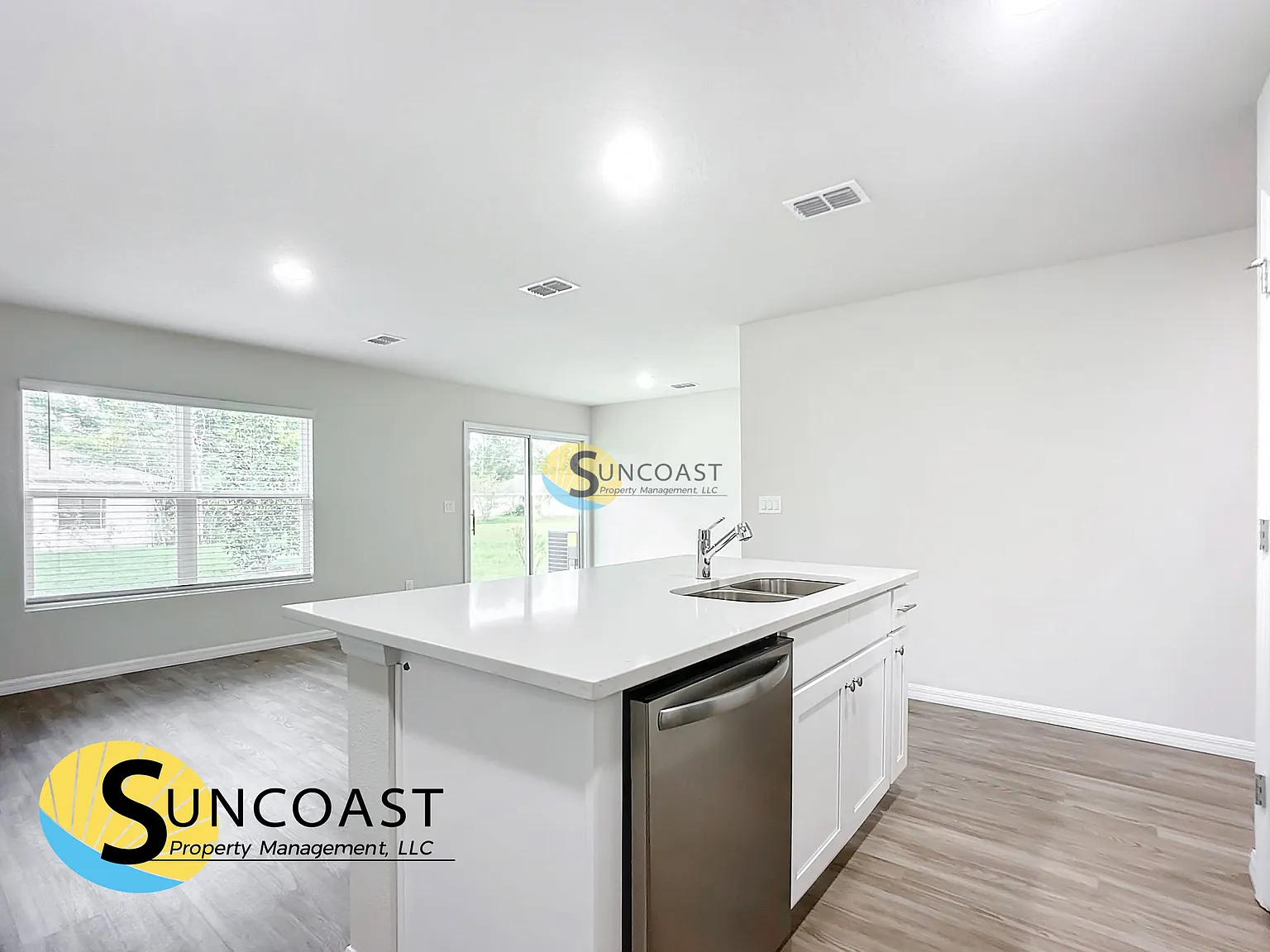 2-Bedroom Home in Central Palm Coast! — Photo 4