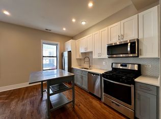4347 N Hazel St #J-17, Chicago, IL 60613
