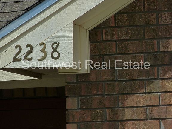 3rd image of 2238 Boxwood Cir