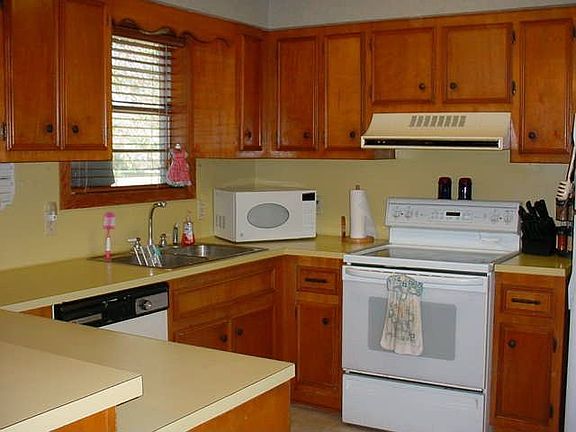 3rd image of 707 Quail Creek Dr