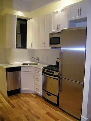 Rented by Halstead Real Estate | media 4
