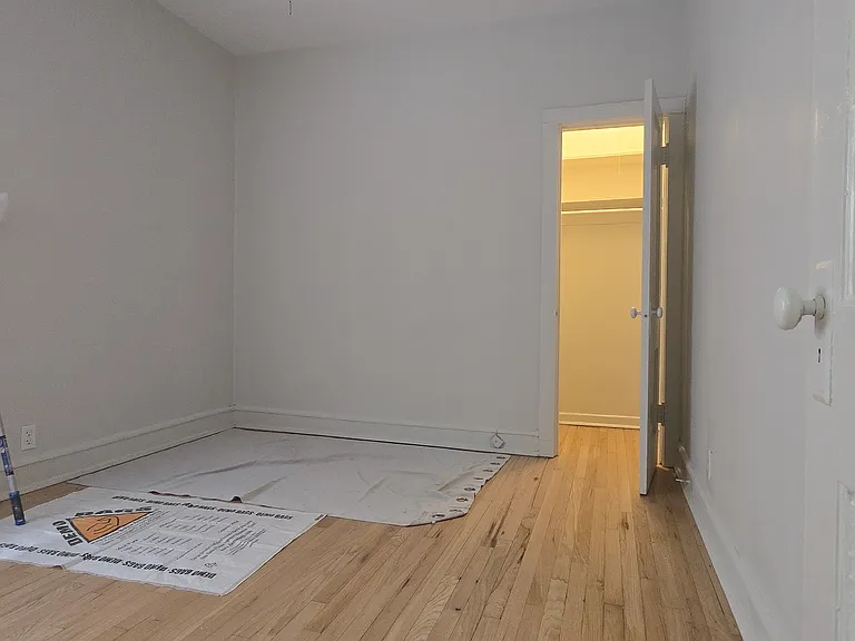 3526 N Broadway — Photo 12