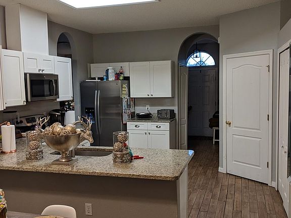 2nd image of 10129 Granite Bay Dr
