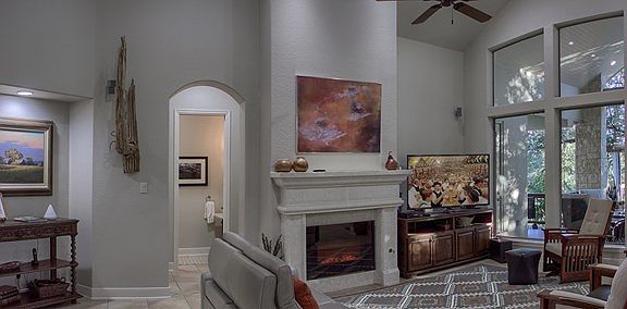 4th image of 145 Stoneledge Dr