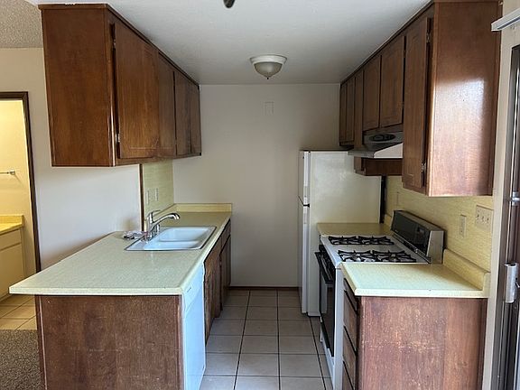 2nd image of 4601 Karbet Way APT 5
