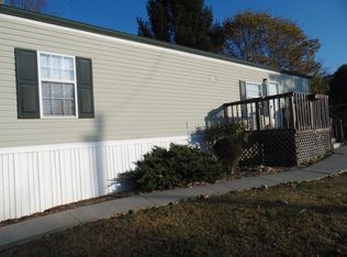 4304 Meadows Town Rd, Marshall, NC 28753