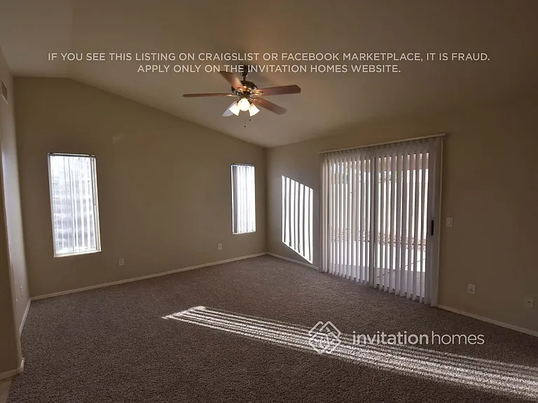 2046 N 90th Ln — Photo 10