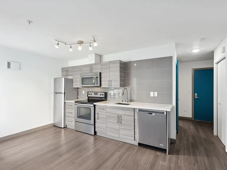Helene Apartments — Photo 7