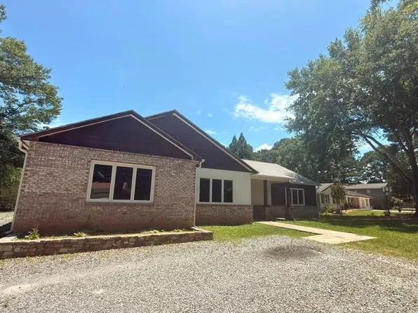 2909 Jones Mill Rd, Doraville, GA 30360