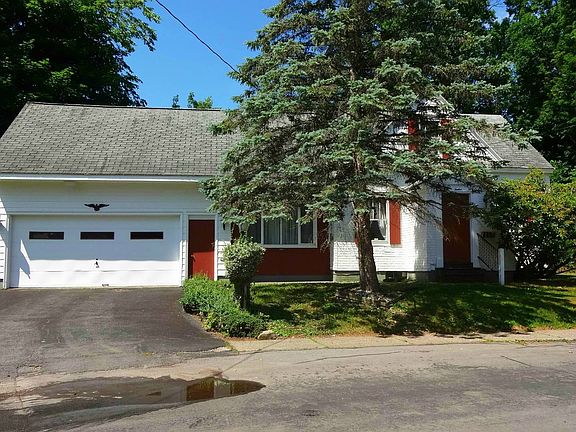 2nd image of 12 S Belmont Cir
